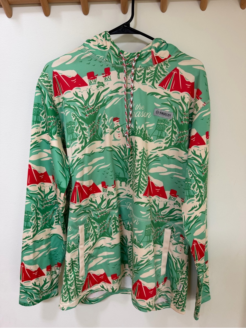 Magellan Outdoors Holiday Themed Hoodie, Men’s Size Large